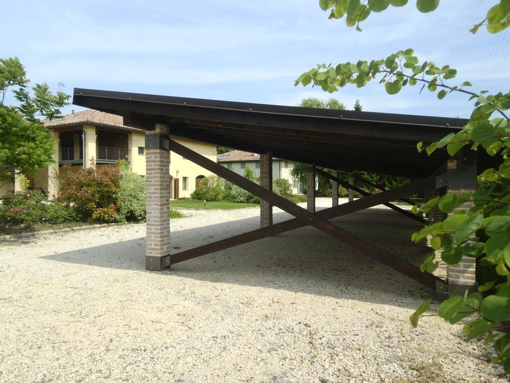 Locanda Del Toro กัลเดรารา ดิ เรโน ภายนอก รูปภาพ