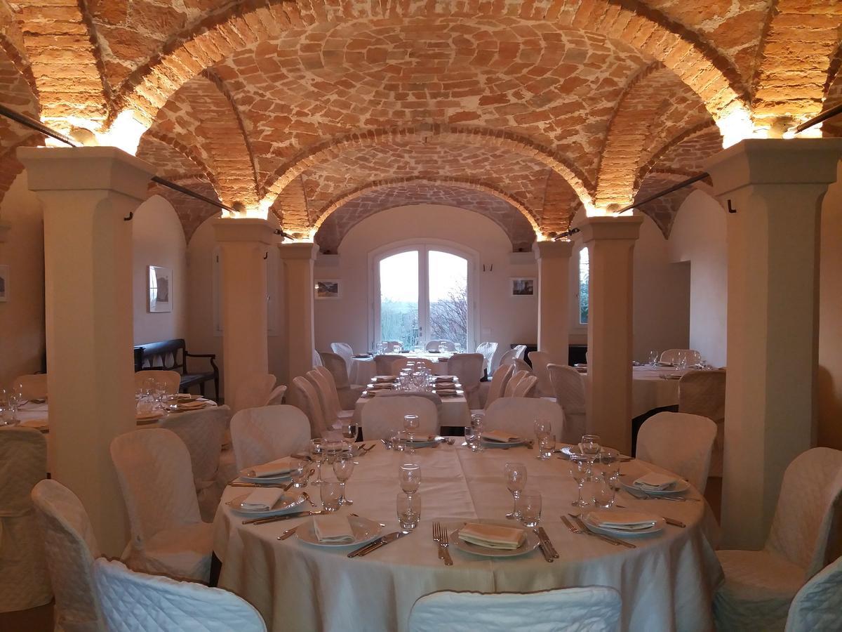 Locanda Del Toro กัลเดรารา ดิ เรโน ภายนอก รูปภาพ
